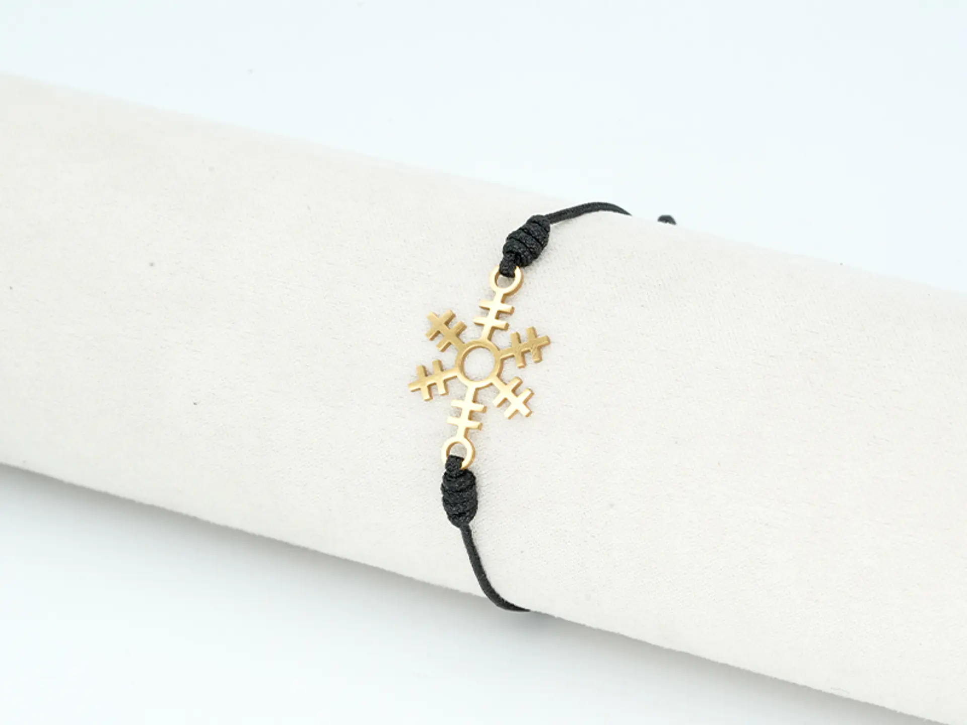 PULSERA DORADA ACERO CENTRO HILO 221 2
