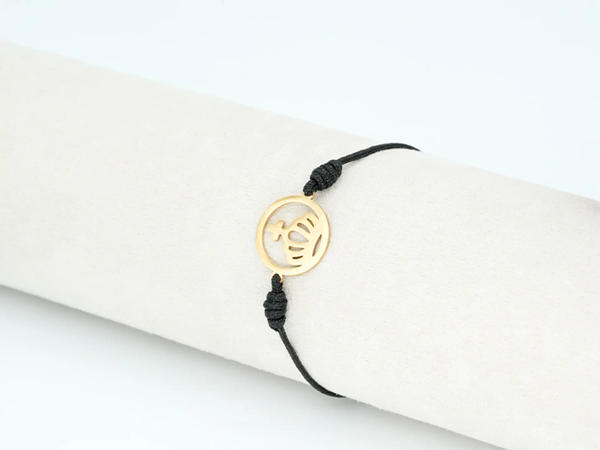 PULSERA DORADA ACERO CENTRO HILO 208 2