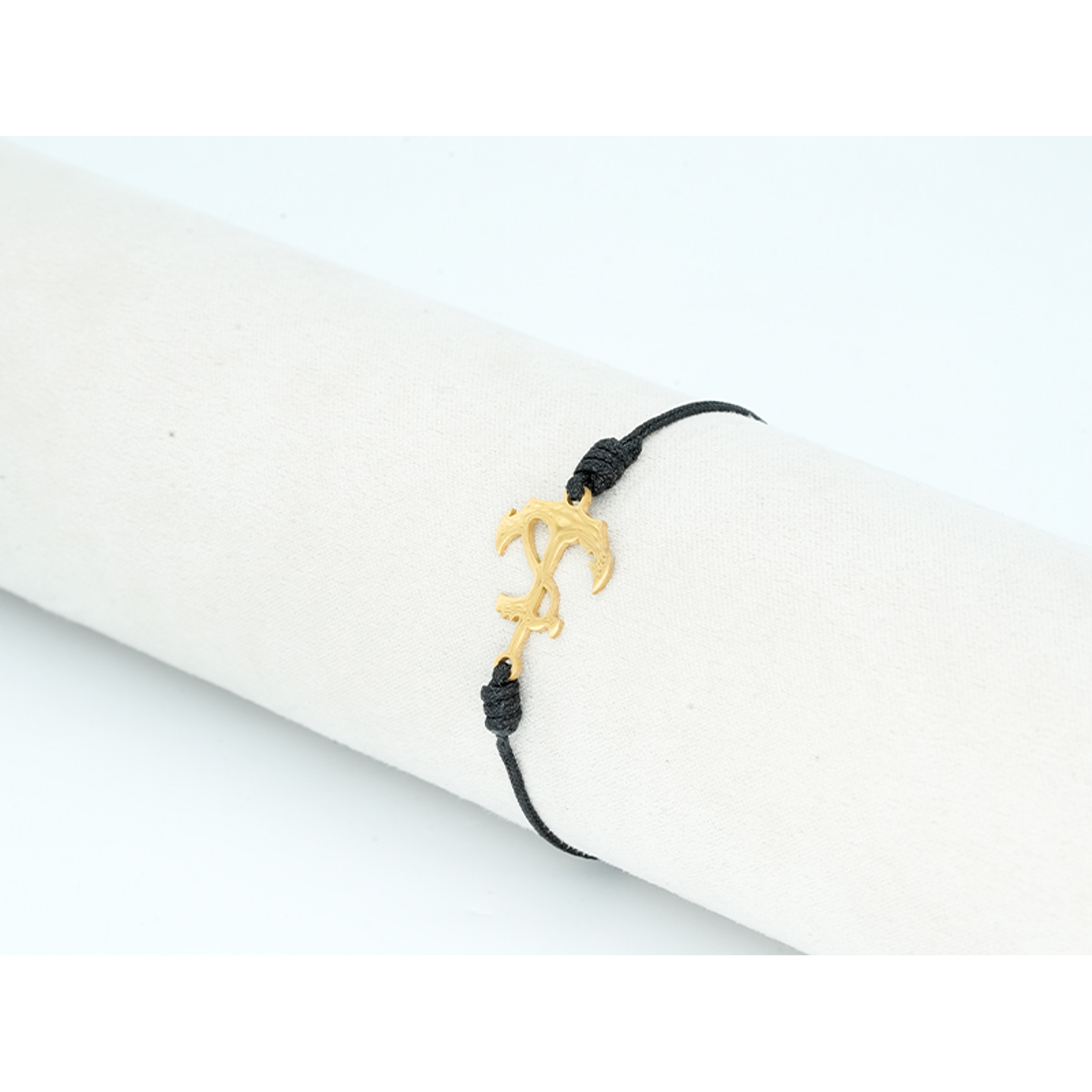 PULSERA DORADA ACERO CENTRO HILO 212 2