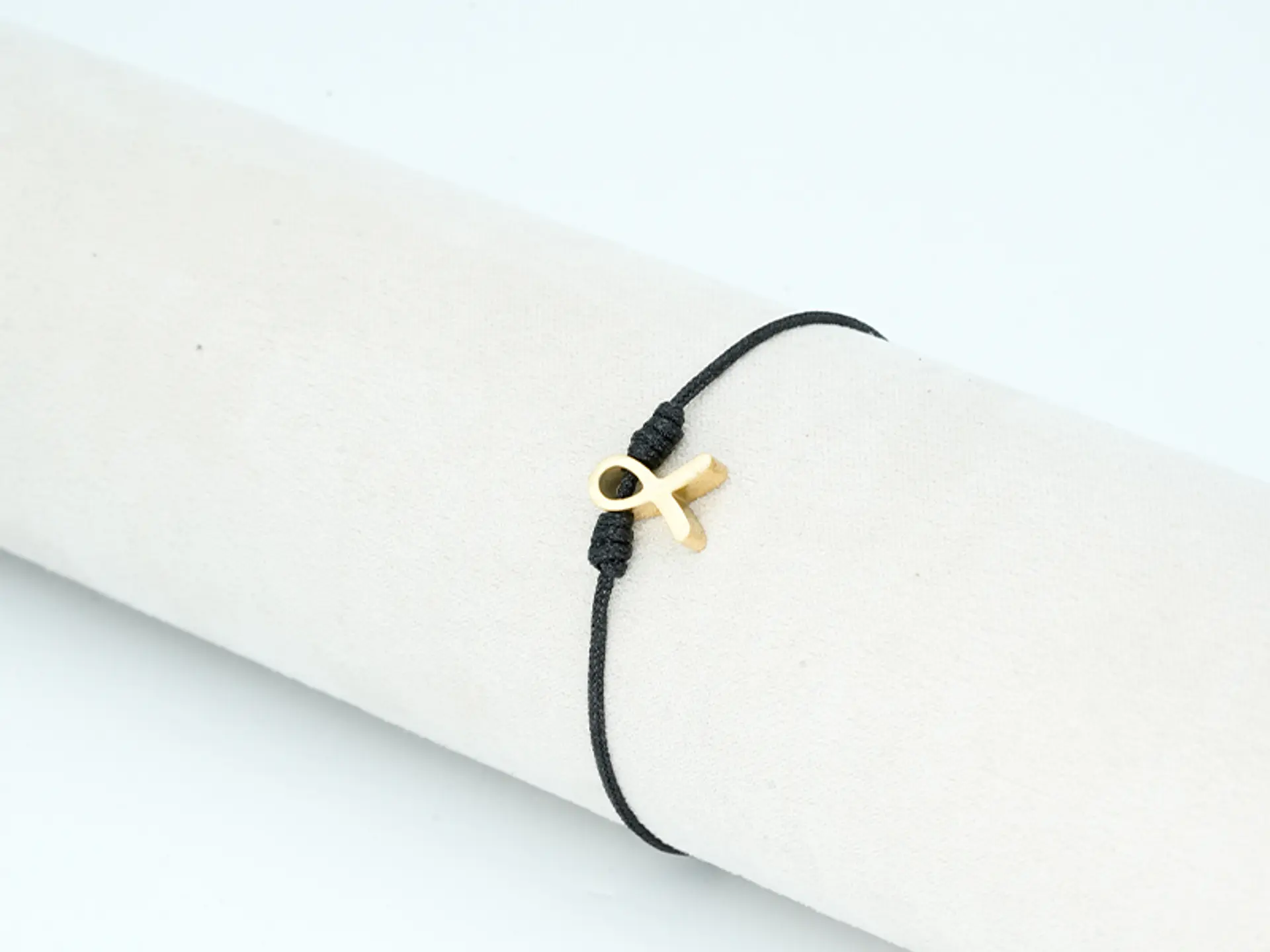 PULSERA DORADA ACERO CENTRO HILO 248 2