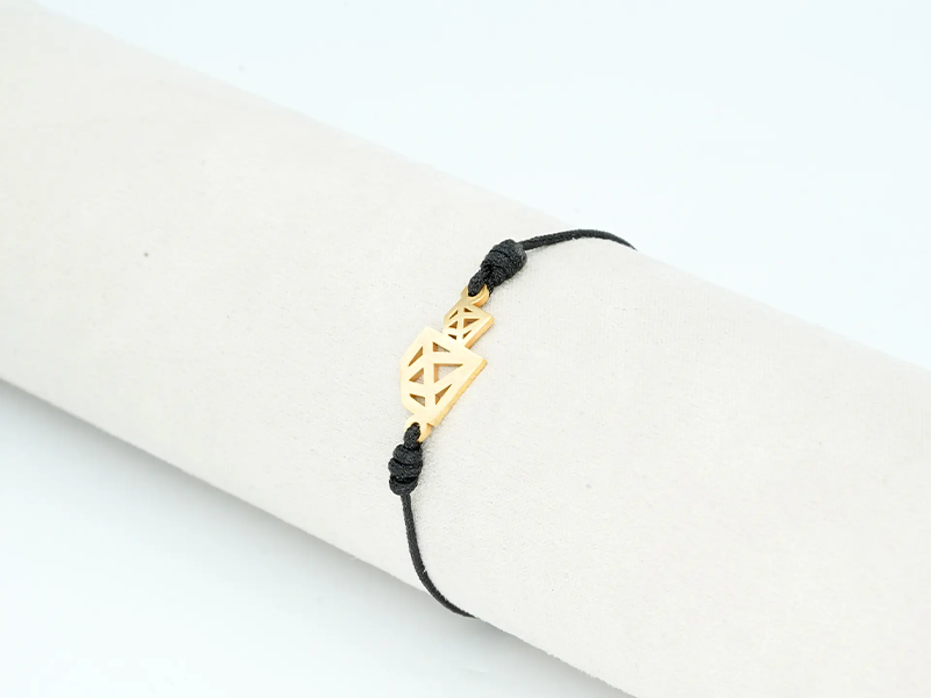 PULSERA DORADA ACERO CENTRO HILO 17 2