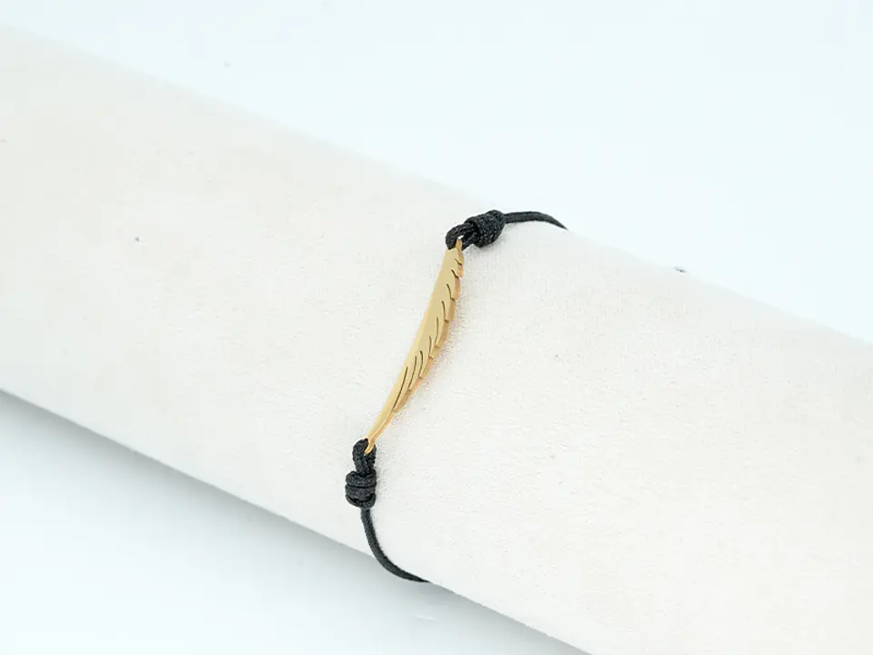 PULSERA DORADA ACERO CENTRO HILO 220 2