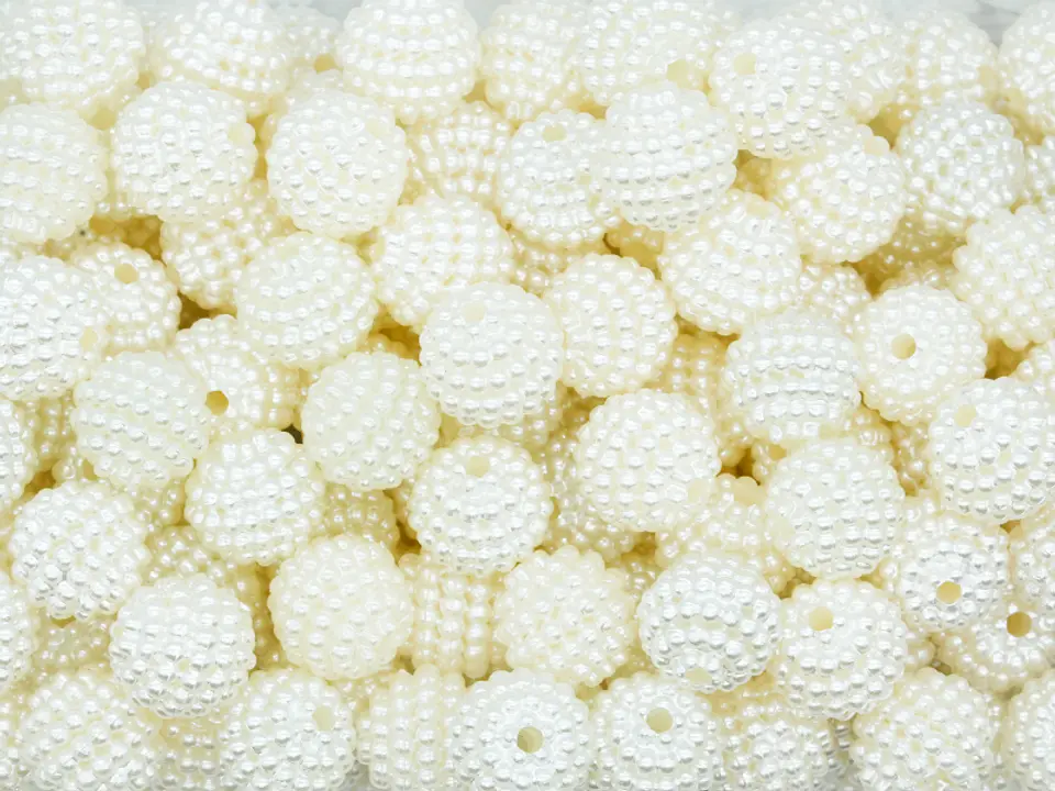 PERLA ACRILICA MORA BEIS 10MM POR 25 GRAMOS  1