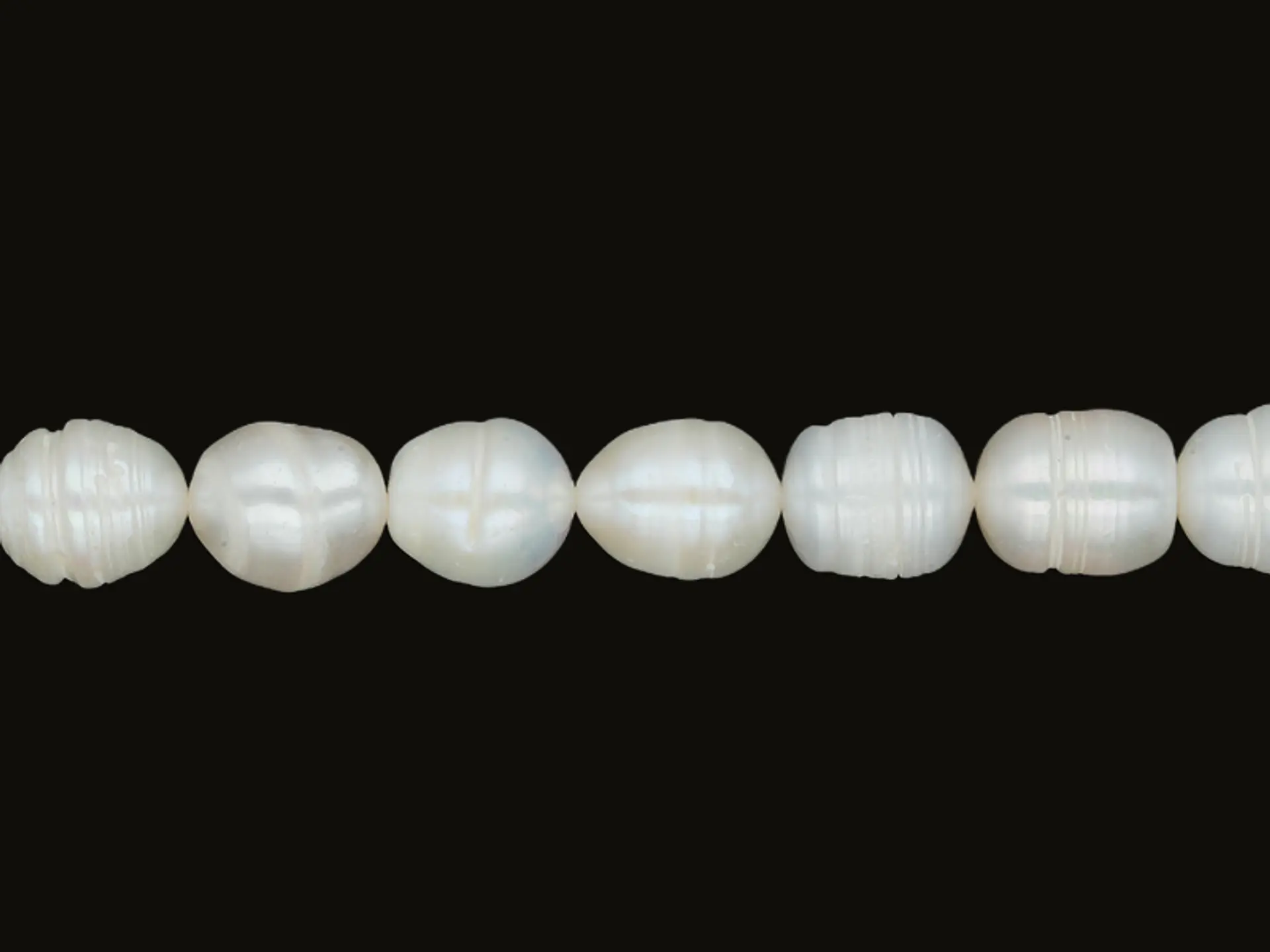 OVAL RIVER PEARL 11*12MM X 26 UNIT APPROX 1
