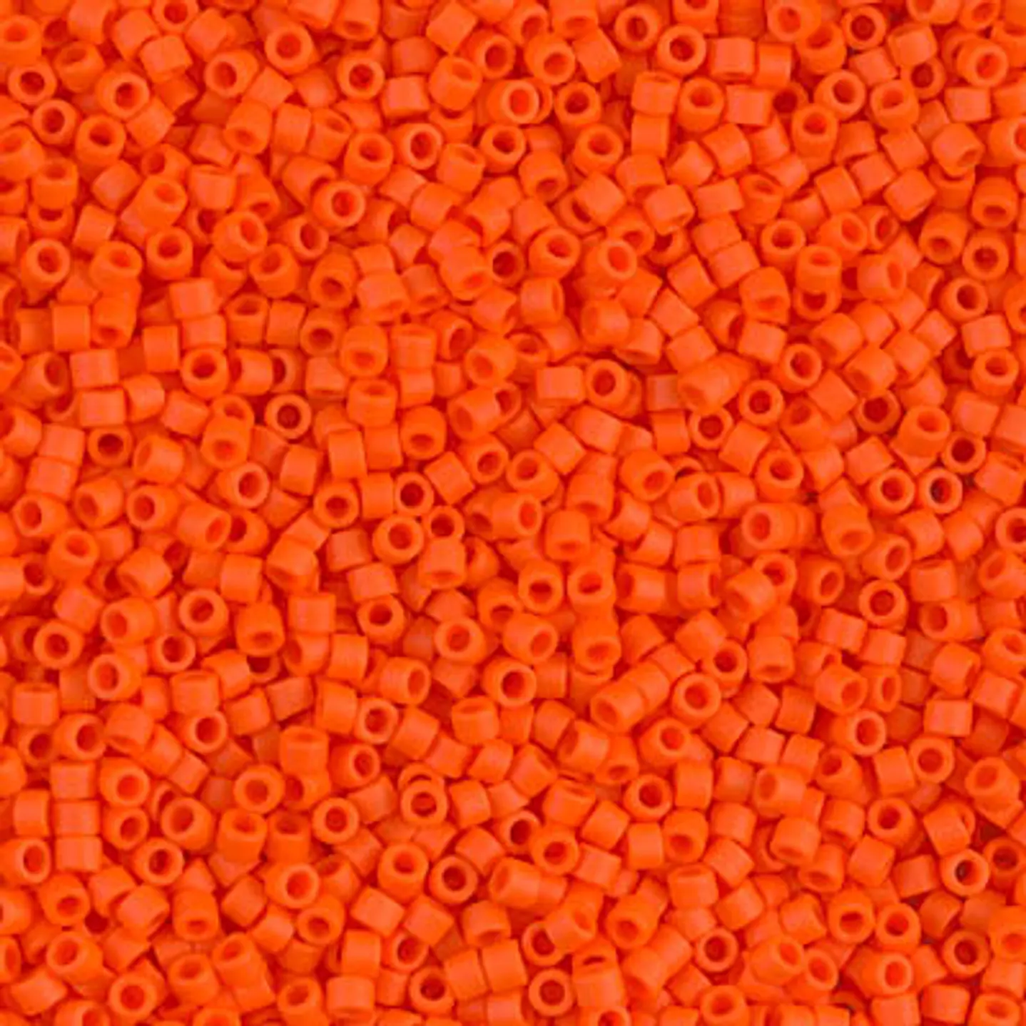 MIYUKI DELICA 11/0 MATE OPACO NARANJA DB0752 POR 10 GRAMOS  1