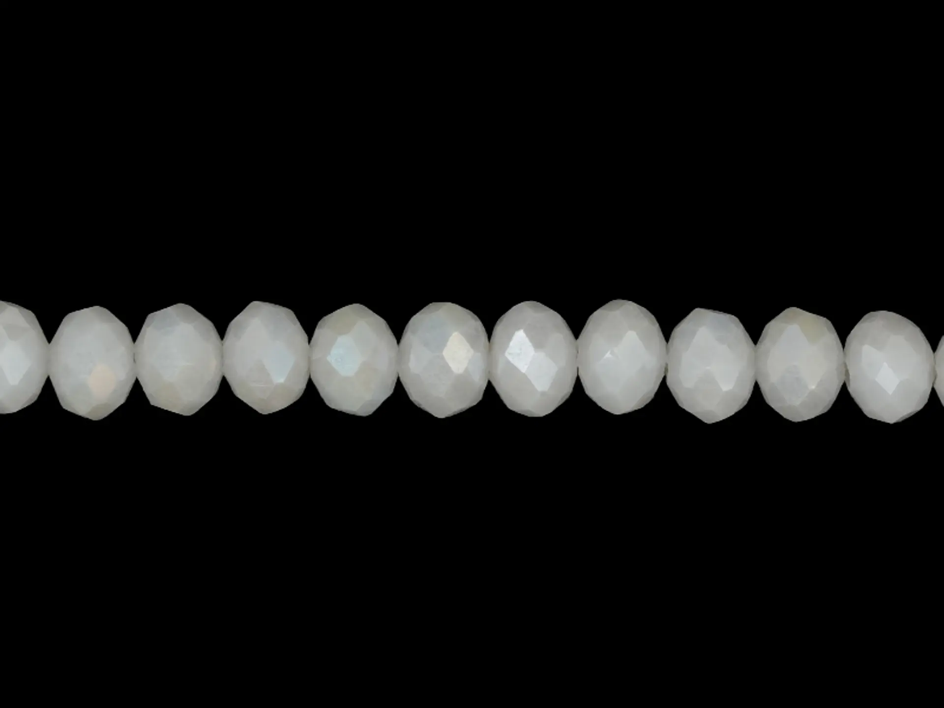 CRISTAL MURANO GRIS CLARO MATE AB # 6MM TIRA 84 UNIDADES APROX 1