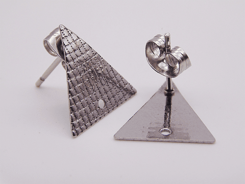 ACERO PLATEADO TOPO 35  TRIANGULO GRABADO 13*3MM 