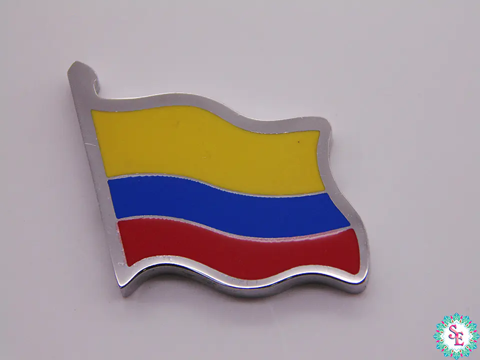 ACERO  HERRAJE PULSERA BANDERA COLOMBIA 20*17MM   1