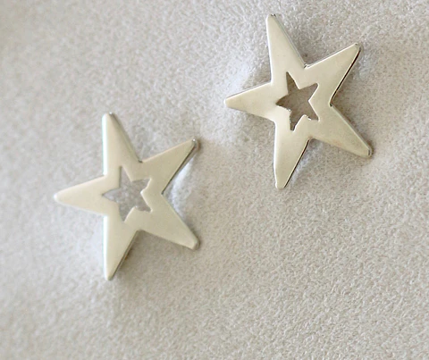 Aros bañados en plata Estrella Calada.