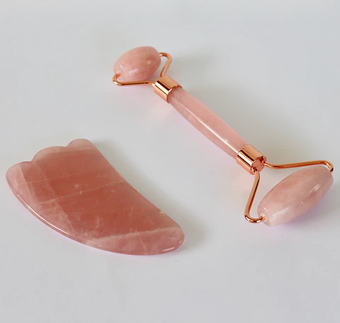 Set Roller Facial y Gua Sha de Cuarzo Rosado