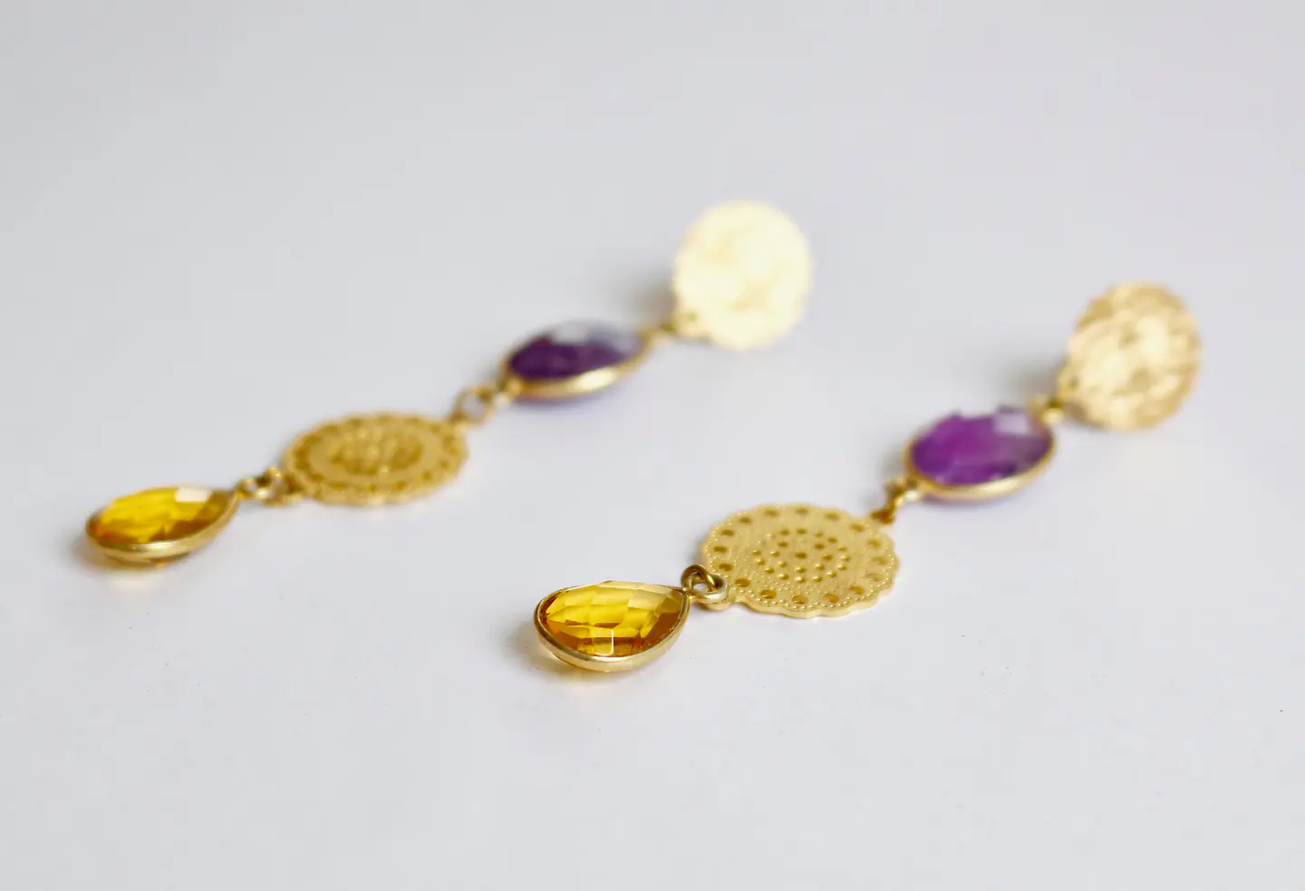 Aros bañados en oro con Citrino y Cuarzo Hidrotermal. 1