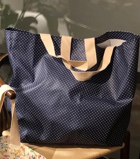 Bolso de Hule Azul 