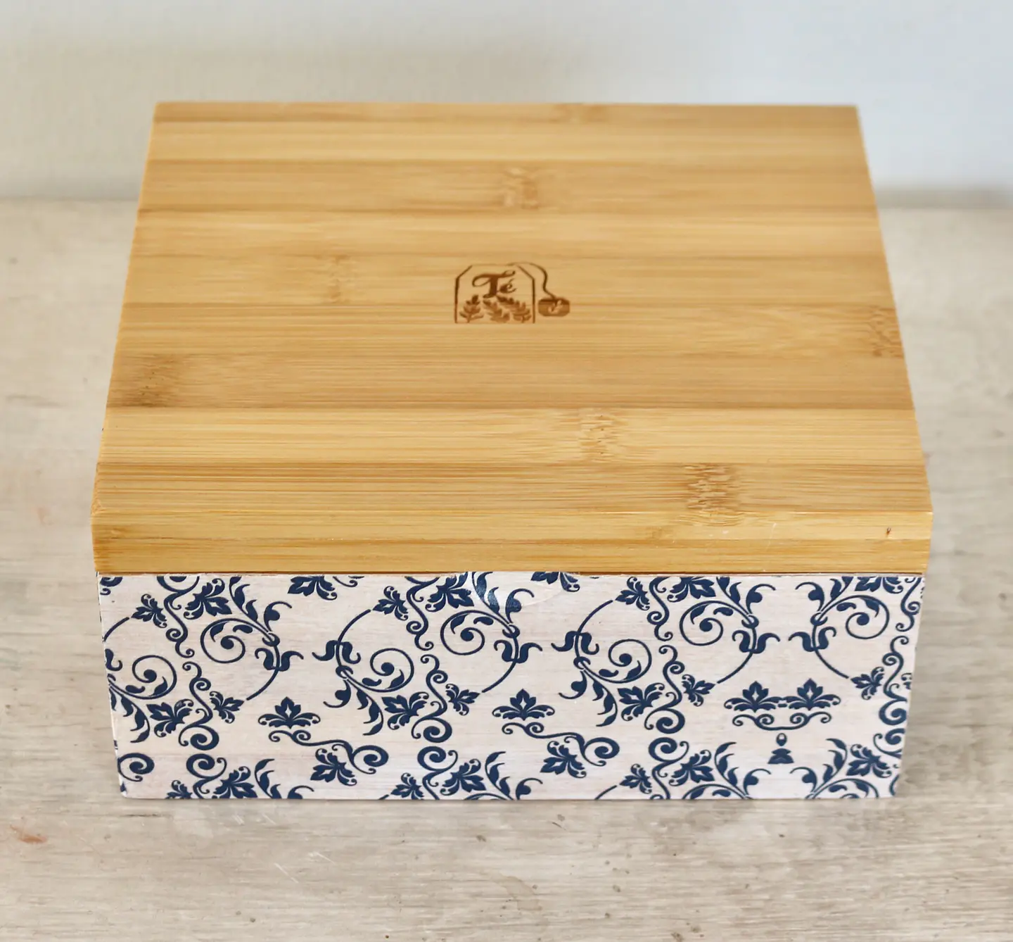 Caja De Bambú Flores Azules 3