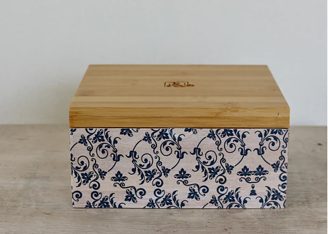 Caja De Bambú Flores Azules