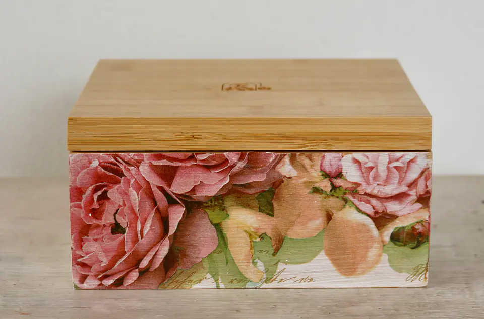 Caja De Bambú Rosas Peonías 4