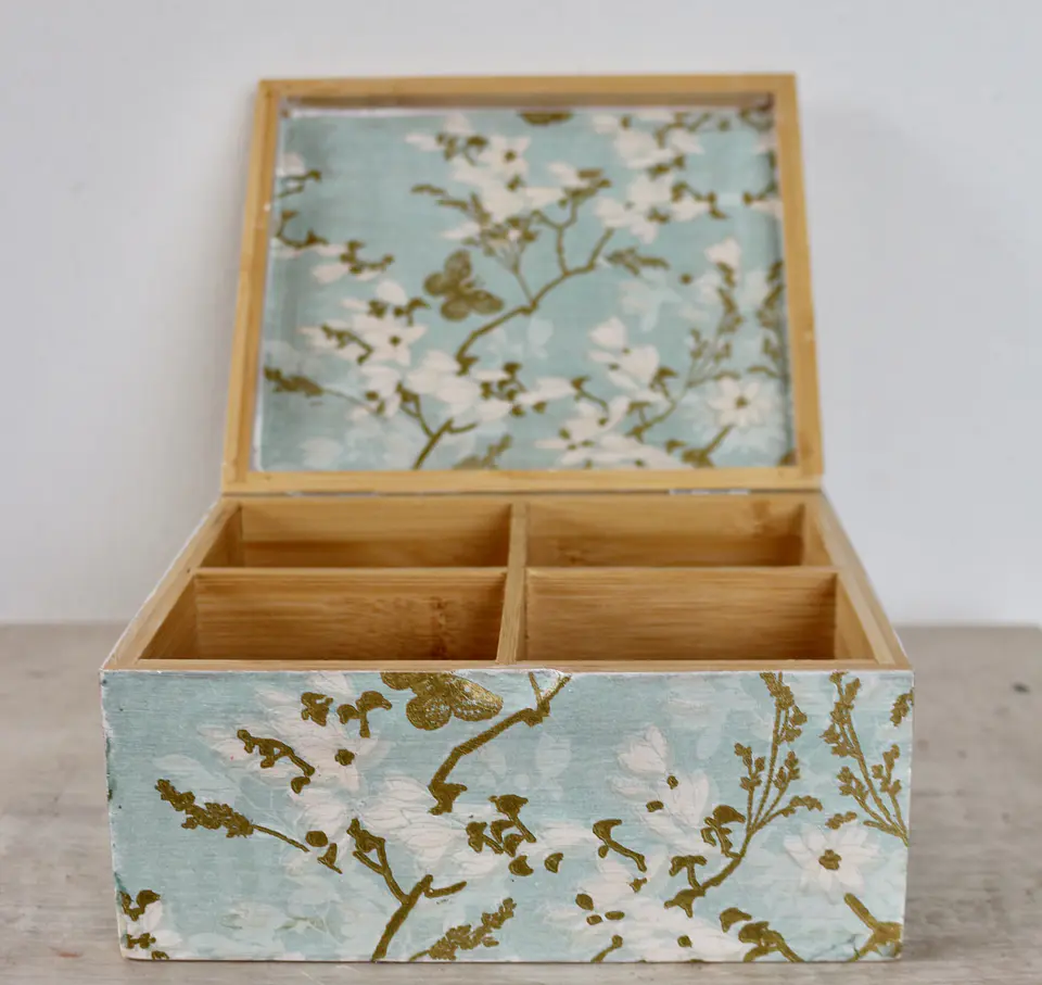 Caja De Bambú Flor De Almendro 2