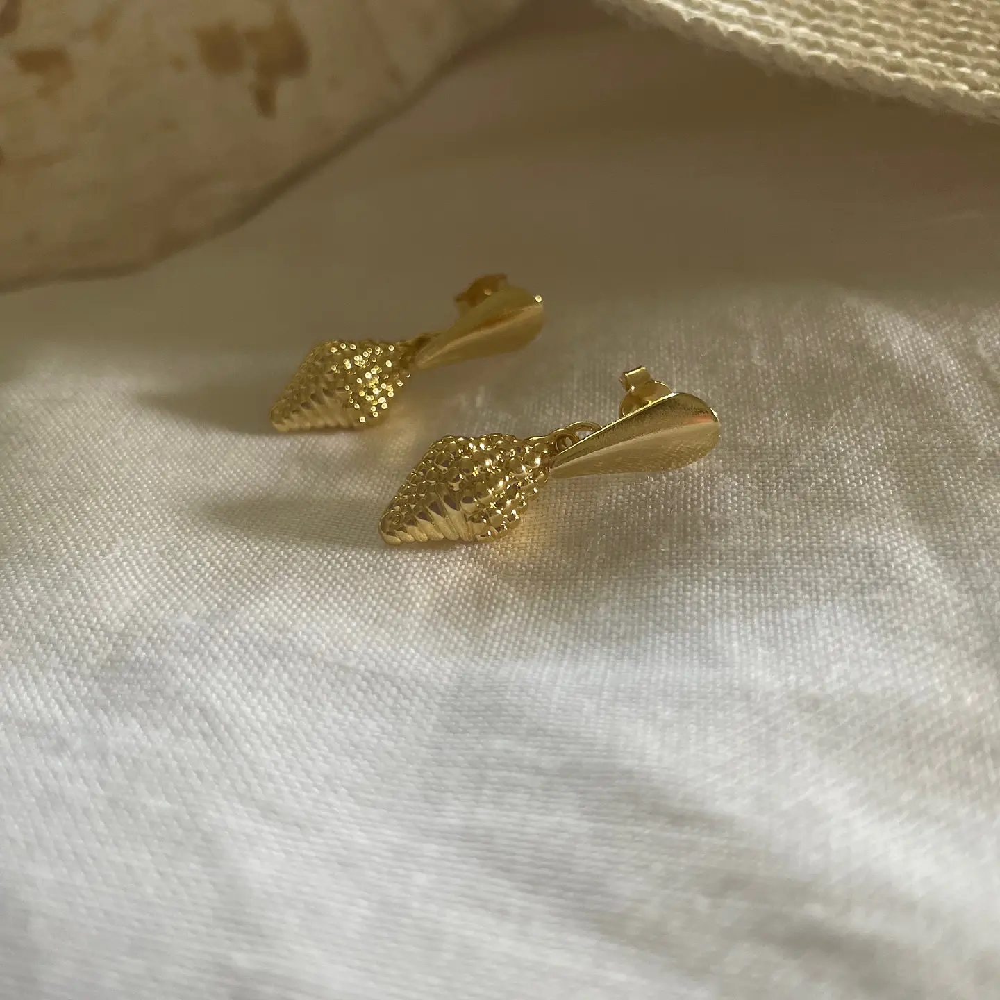 Aros bañados en oro caracol-Colección Marina 6