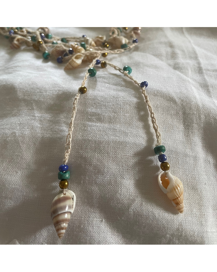 Collar a crochet con conchitas-Colección Marina
