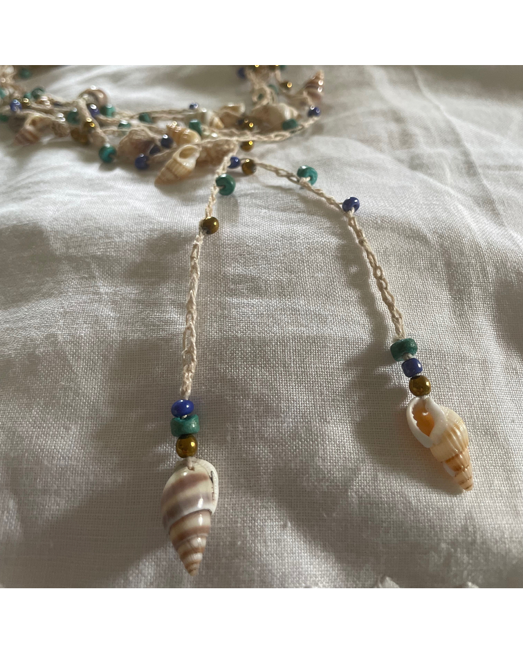 Collar a crochet con conchitas-Colección Marina