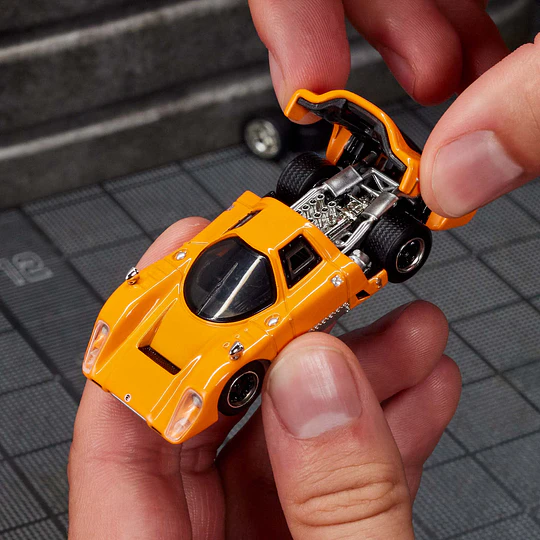 McLaren M6GT [Mattel Creations Exclusive] Elite 64 Hot Wheels