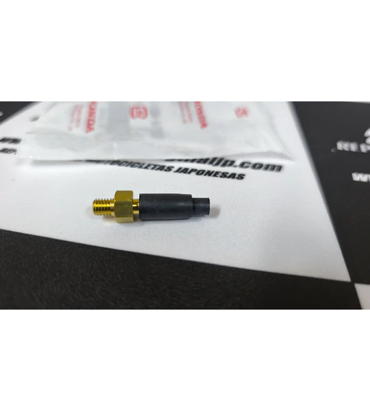 CONECTOR DE VACIO CON GOMA DE SELLADO
