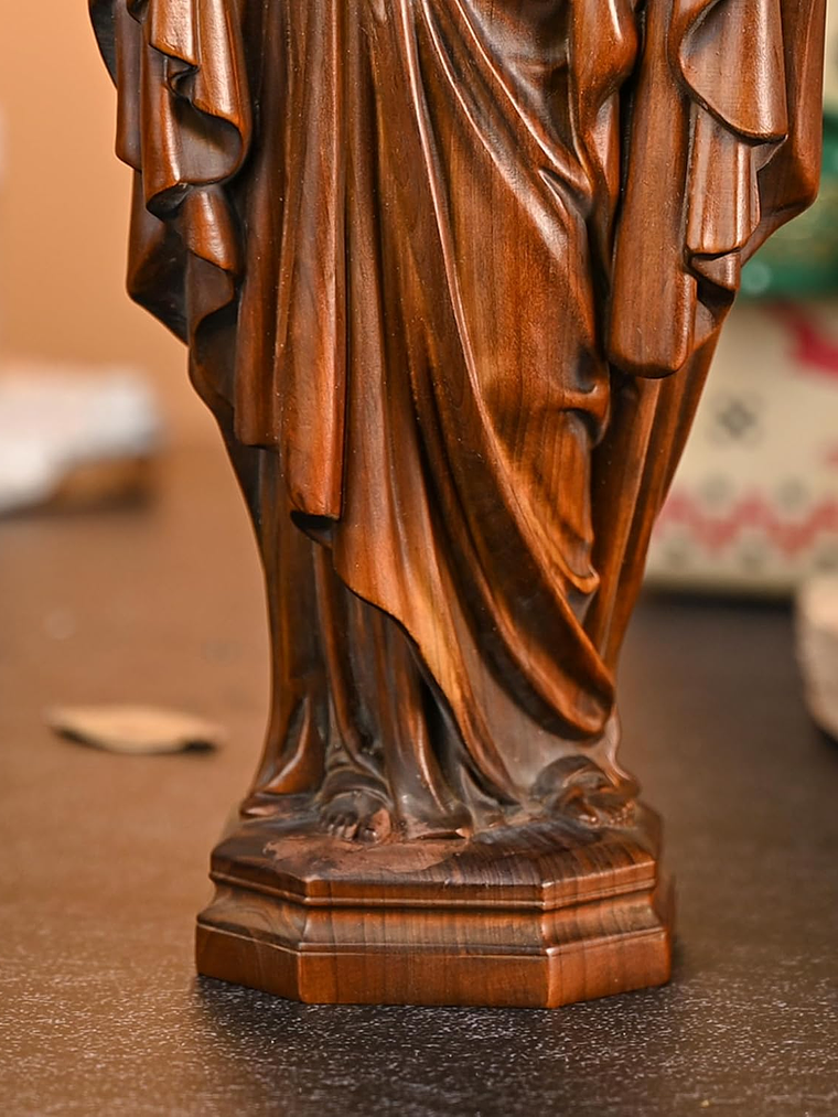 BGCOPPER Wooden Sacred Heart of Jesus Statue, Handmade Jesus Figurine Ornament, Catholic Figure Religious Gift for Home Decor Christmas - 4.3 Inch 10