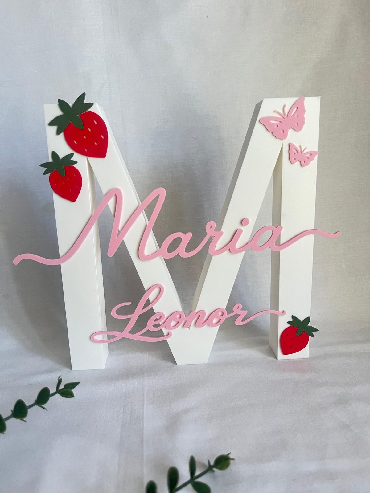 Letra Decorativa 3D - Morangos e borboletas 2
