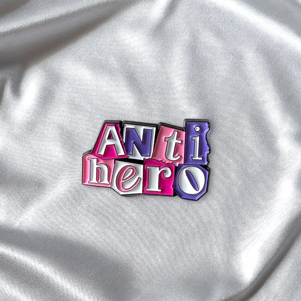 Enamel Pin Anti-Hero (Midnights)