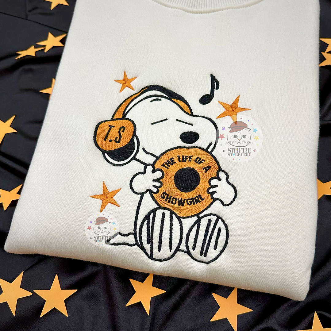 Taylor Swift - Polera Bordada Snoopy “The Life Of a Showgirl” (Embroidered) 1