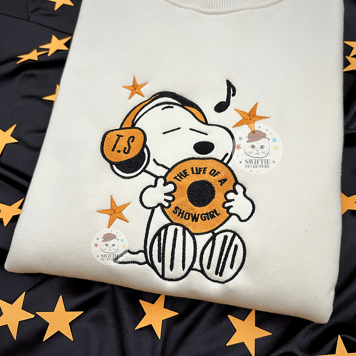 Taylor Swift - Polera Bordada Snoopy “The Life Of a Showgirl” (Embroidered) 1