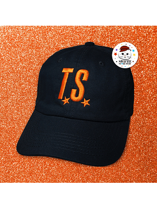 Gorra Bordada - The Life of a Showgirl TS (Negro)