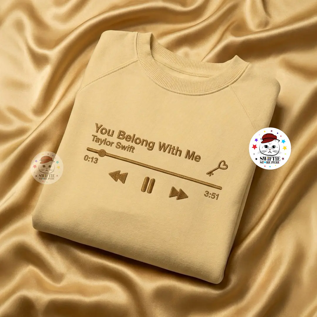 Polera Bordada Canción Favorita “You Belong With Me” - Fearless 1