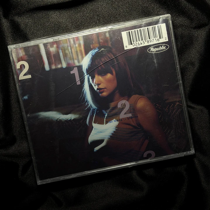 MIDNIGHTS CD LAVENDER (TARGET EXCLUSIVE) #16 2
