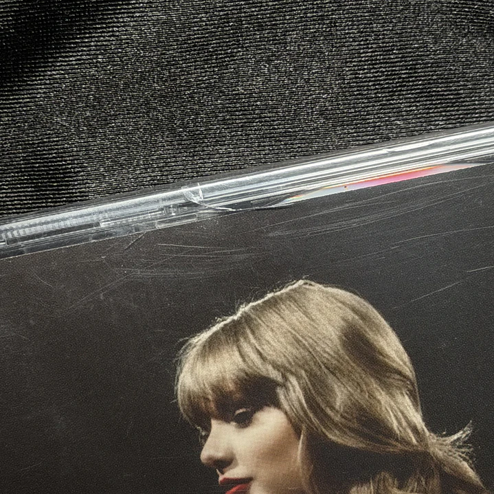 LIQUIDACIÓN CD RED (TAYLOR’S VERSION) 2CD #1 4