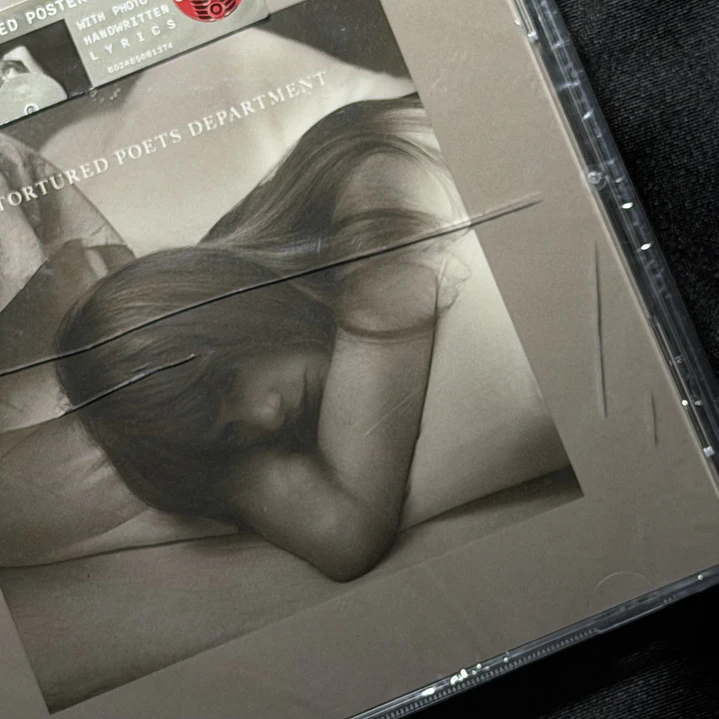 LIQUIDACIÓN CD THE TORTURED POETS DEPARTMENT - THE BOLTER #1 2
