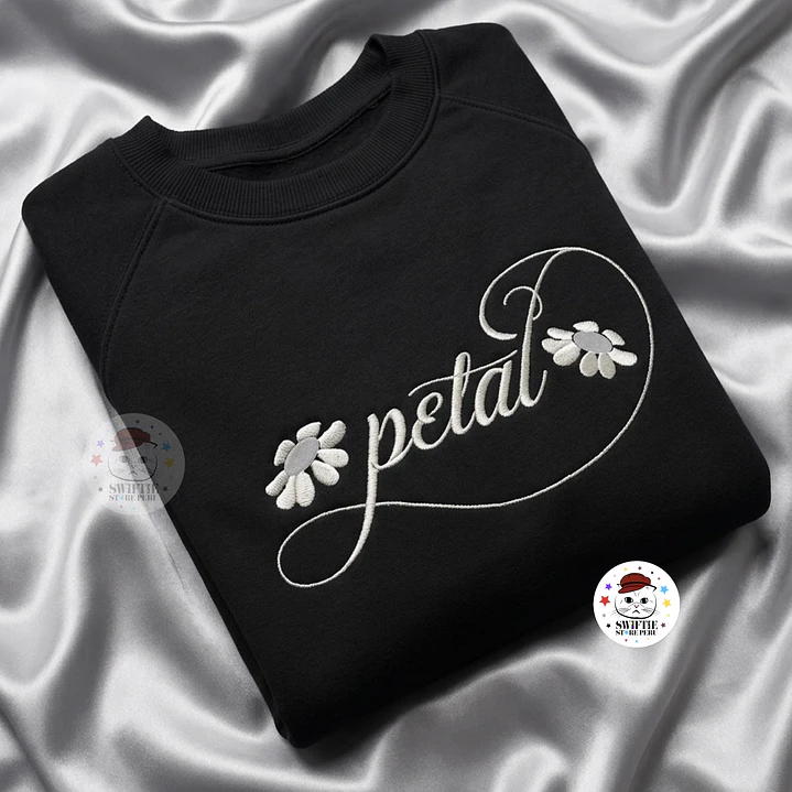 Ariana Grande - Polera Bordada Petal 1