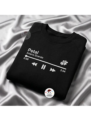 Ariana Grande - Polera Bordada Petal (Music Player)