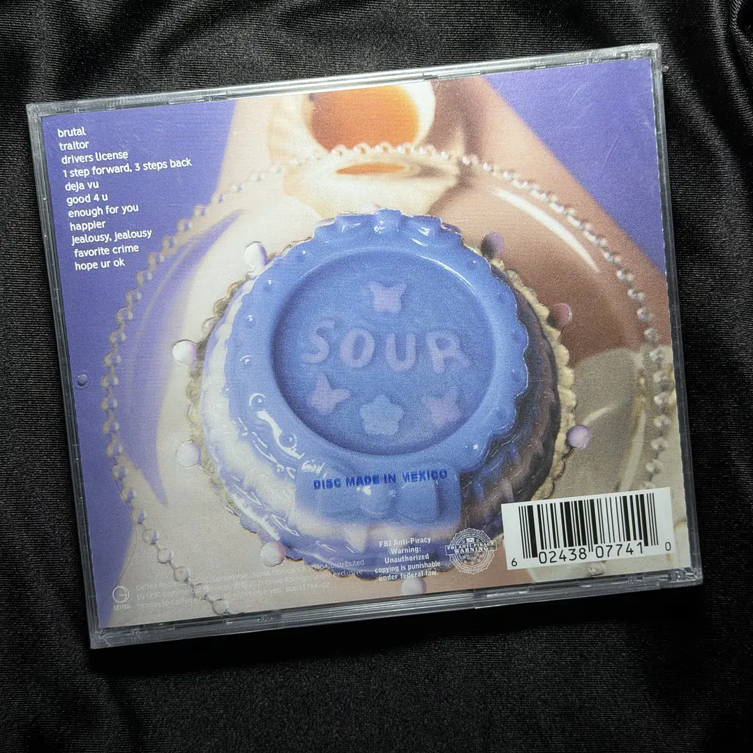 LIQUIDACIÓN OLIVIA RODRIGO - SOUR (TARGET EXCLUSIVE) 2