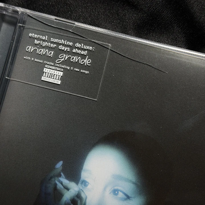 LIQUIDACION ARIANA GRANDE - ETERNAL SUNSHINE DELUXE CD FIRMADO) 2