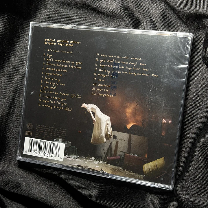 LIQUIDACION ARIANA GRANDE - ETERNAL SUNSHINE DELUXE CD FIRMADO) 3