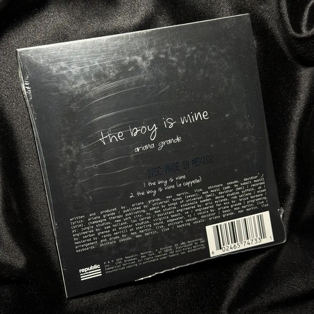 Ariana Grande - the boy is mine Single CD 2