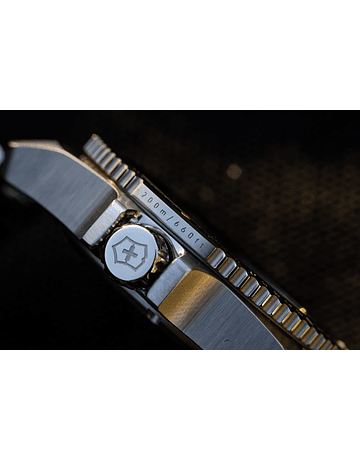 Reloj Victorinox  Journey 1884  241975