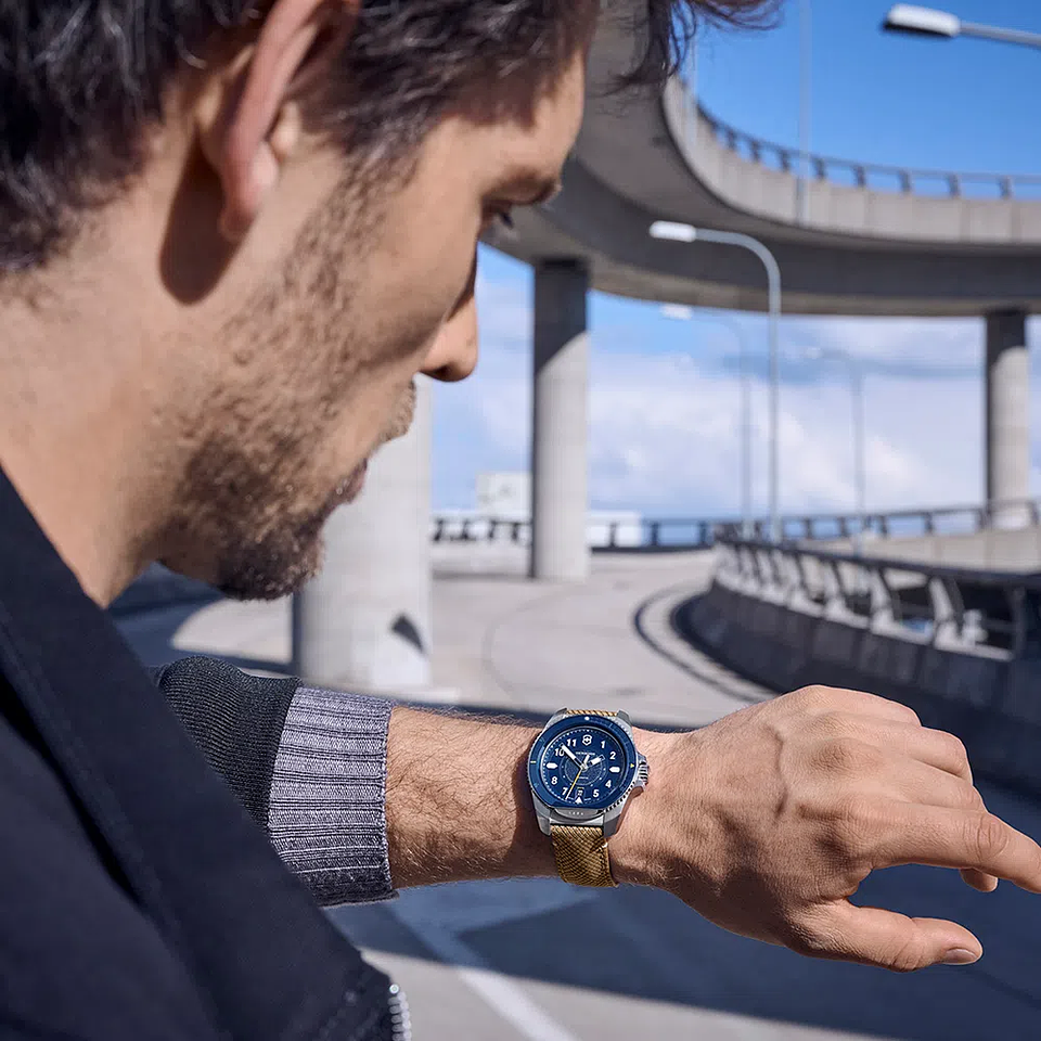 Reloj Victorinox Journey 1884 Automático 241980.1 5