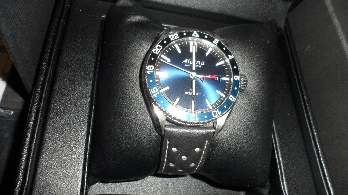 Reloj Alpina Alpiner GMT  AL-247NB4E6  5