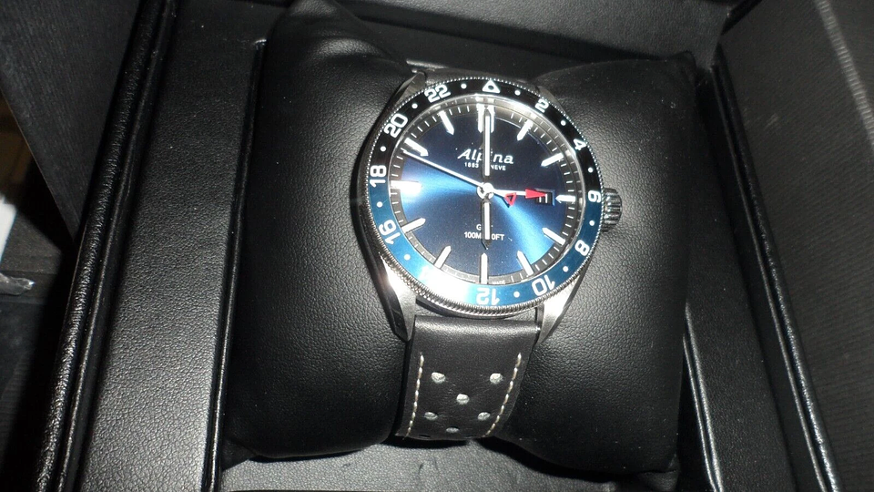 Reloj Alpina Alpiner GMT  AL-247NB4E6  5