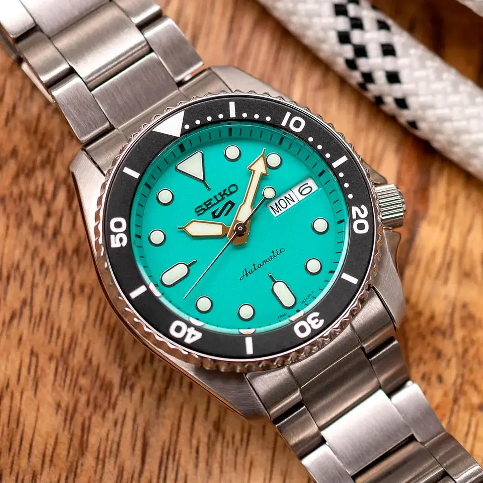 Reloj Seiko 38 mm SRPK33K1  3
