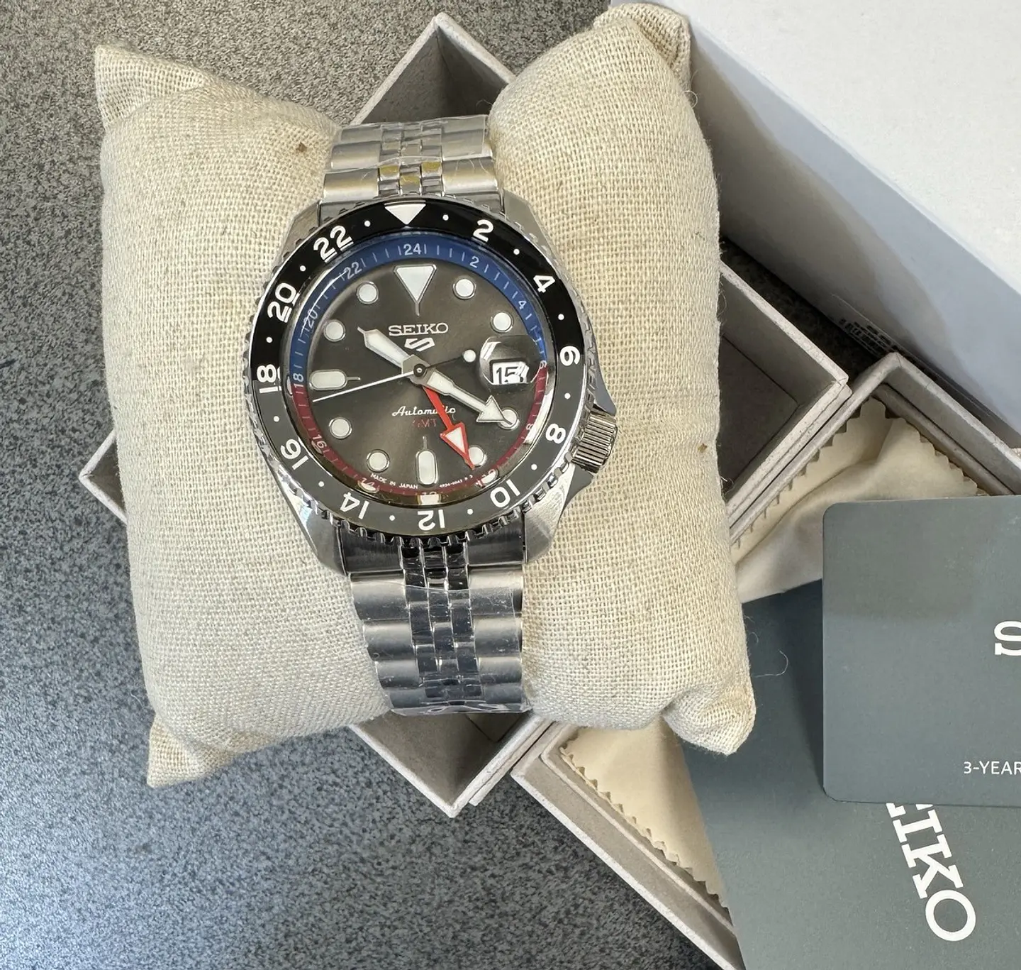 Reloj Seiko 5 Sport SSK019K1 3