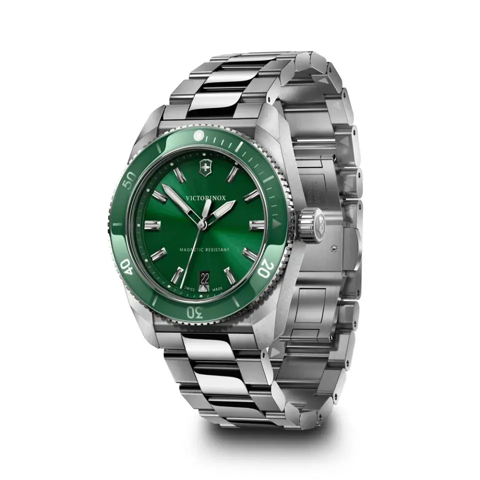 Reloj Victorinox Maverick Quartz 242096 2