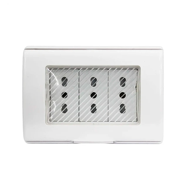 Tomacorriente Triple 10/16a Hydrobox Exterior 250v 7021 Color Blanco