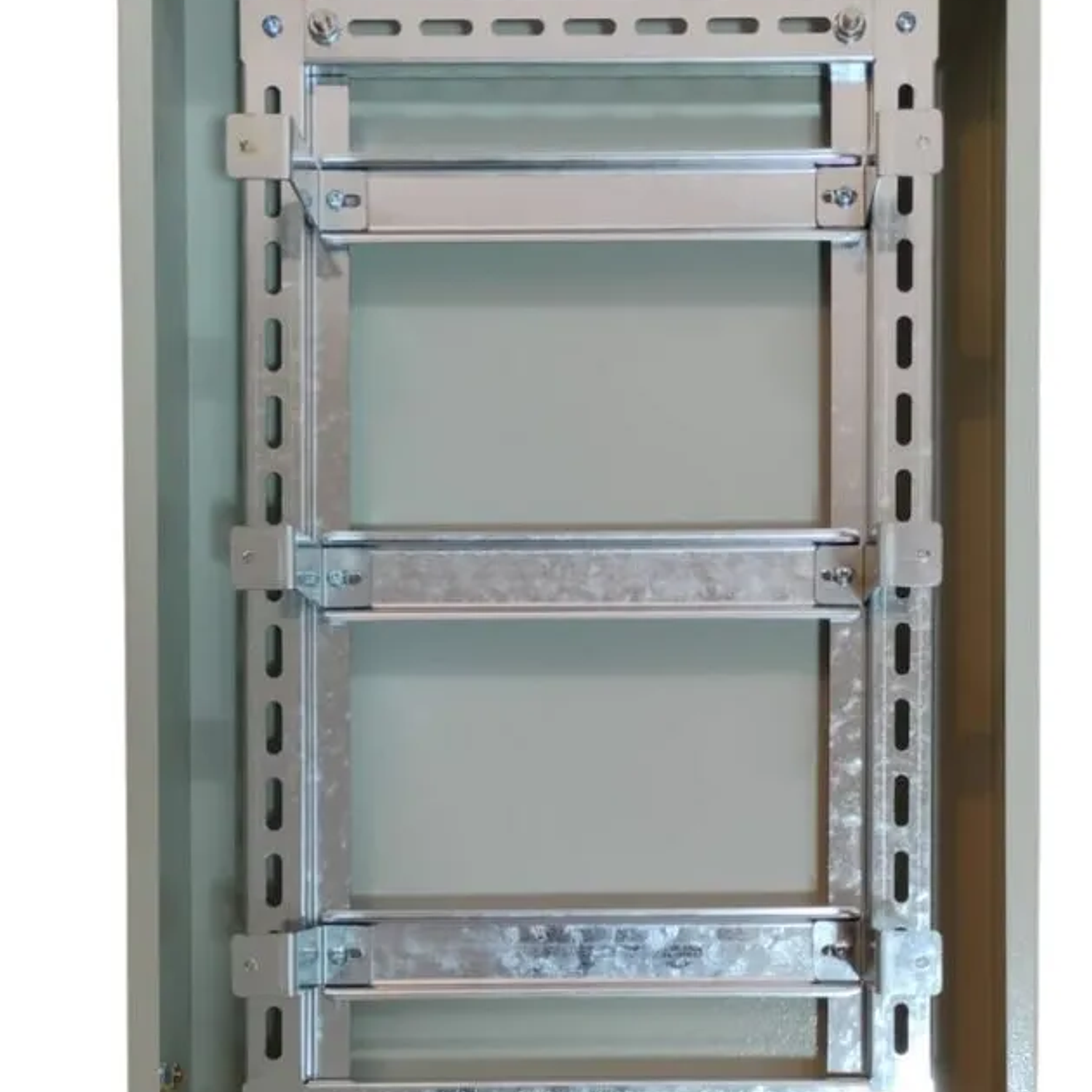 Tablero Metálico Sobrepuesto 45 Circuitos (595x395x90mm) Ip41 DEX 4